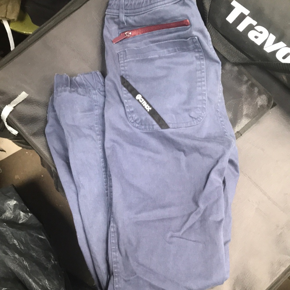 Jinx  jogger